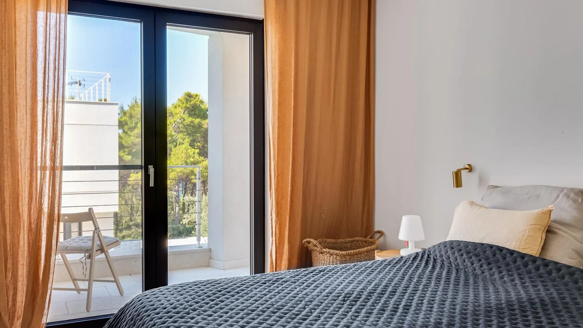 Luxury Apartment By The Sea In Scandinavian Style Kozino